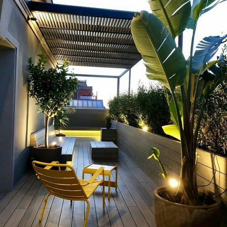 Terrazzo arredato. Confortevole dalle linee contemporanee.
Adoro arredare i terrazzi e giardini.
#garden #terrace #terrazze #arredamentodesign #arredamentoterrazzo #outdoorfurniture #arredareconlepiante #piantedesign #pavimento #designinspiration